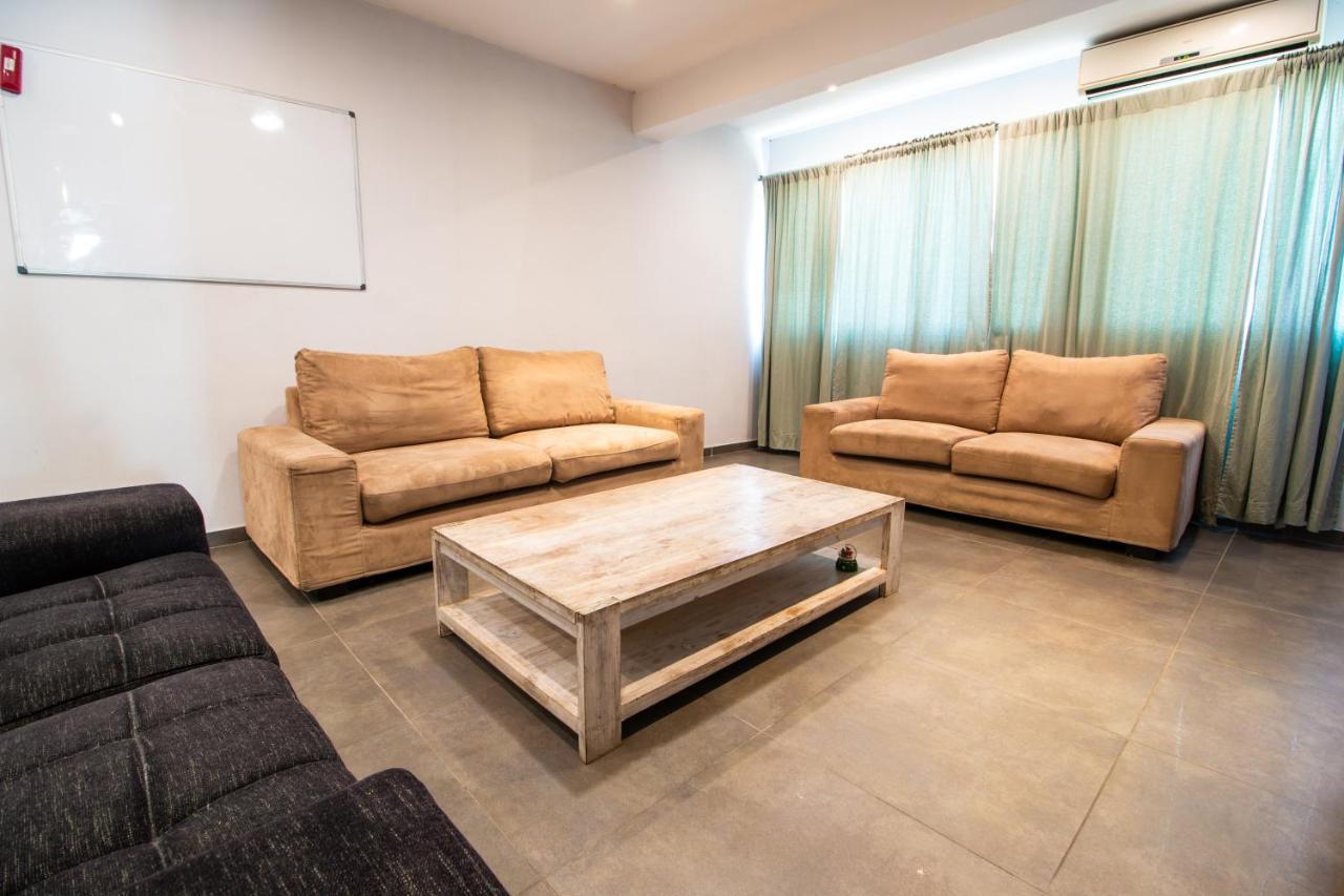 2-Bedroom Appartment In Center Nicosia Buitenkant foto